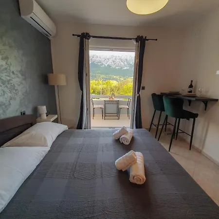 Mira Apartment