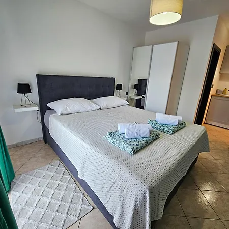 Apartment Mira