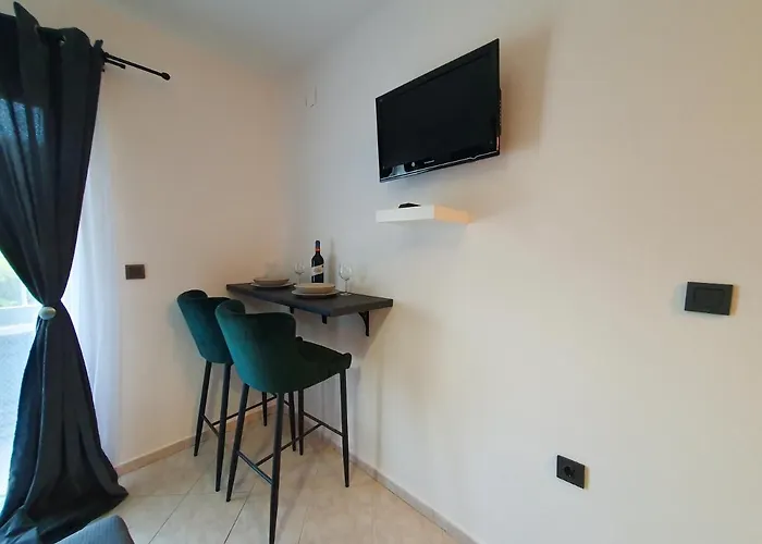 Mira * Baška